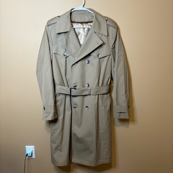Vintage Richman Brothers Men’s Tan Trench Coat Removable Fur Liner 40R Vtg - Picture 2 of 12